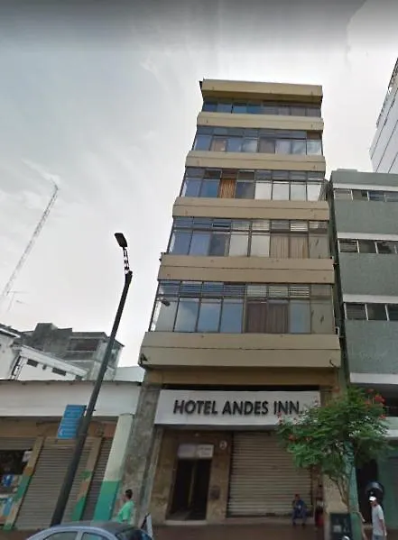 Hotel Los Andes 과야킬 2*,