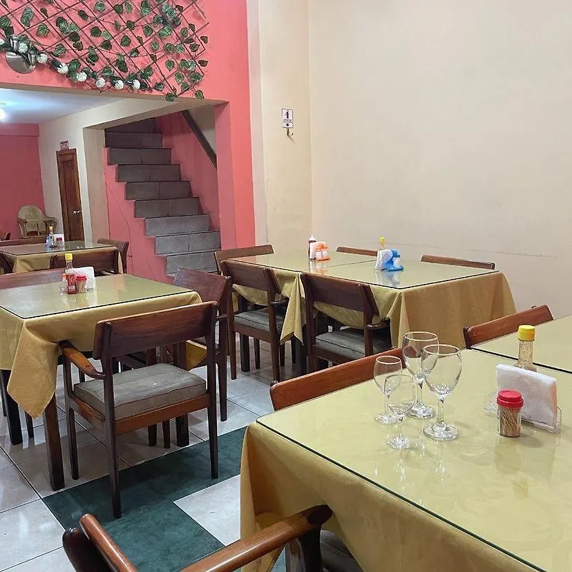 **  Hotel Los Andes Guayaquil Ecuador