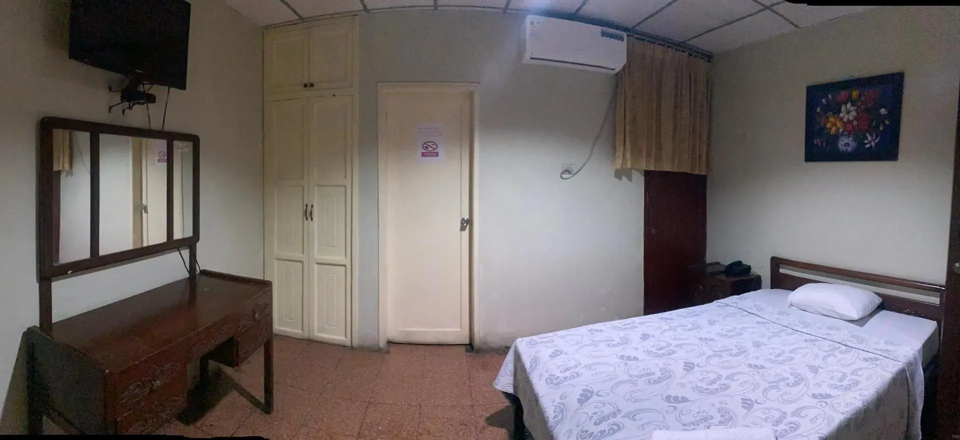 Hotel Los Andes 과야킬